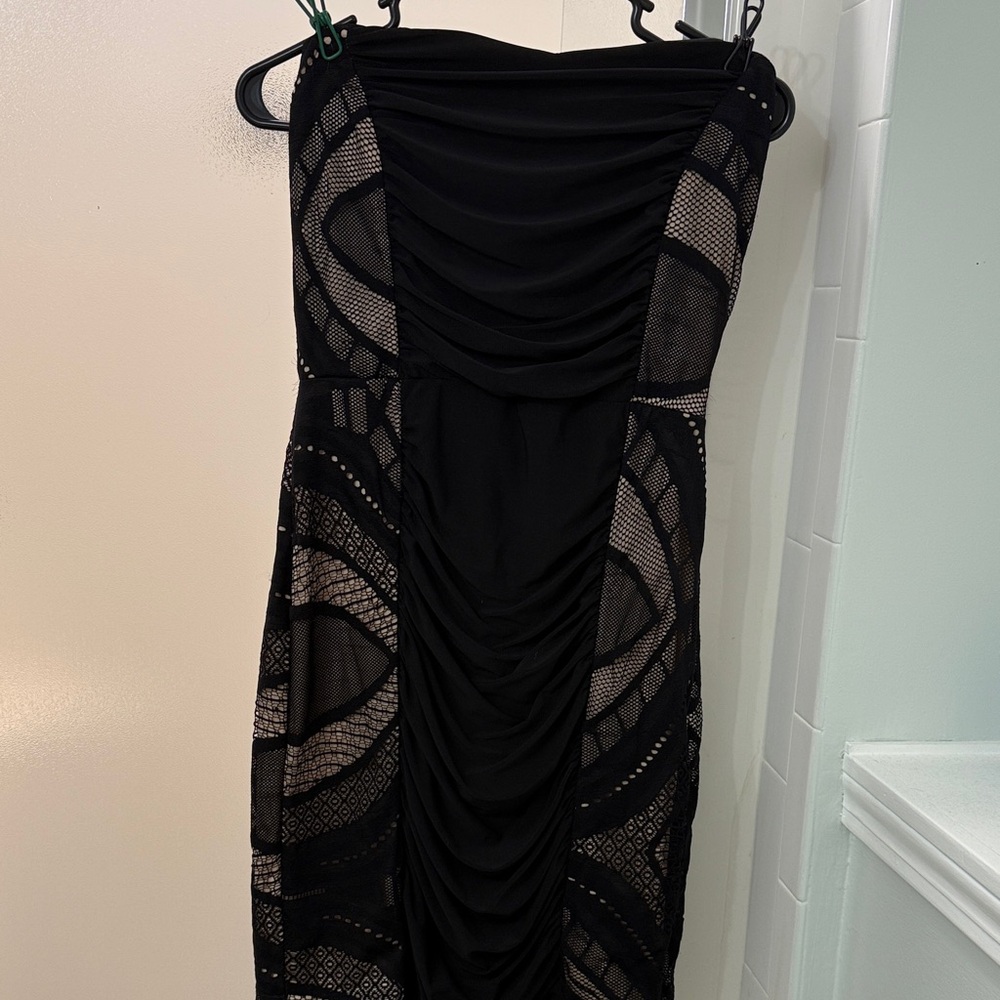 Fashion to Figure Black and Tan Strapless Dress